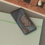 Customize characters and progress levels in mobile online gaming