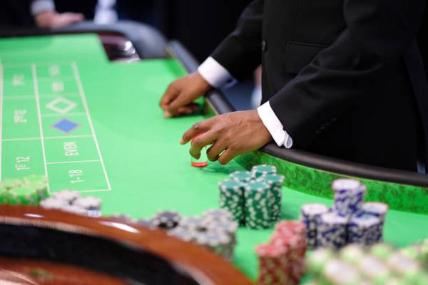 Explore Adventure-Themed Slots Through オンカジ おすすめ Casino Guides